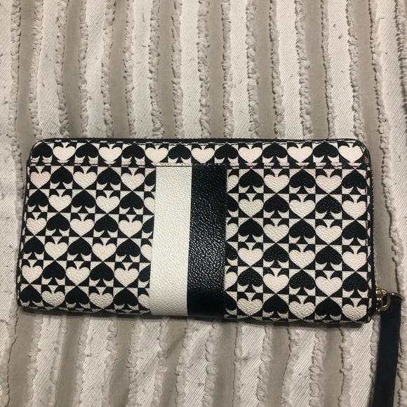 Kate Spade Black and White Wallet - Picture 2 of 3